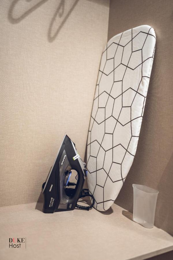 Castilla Luxury 1B Apartment Madri Exterior foto